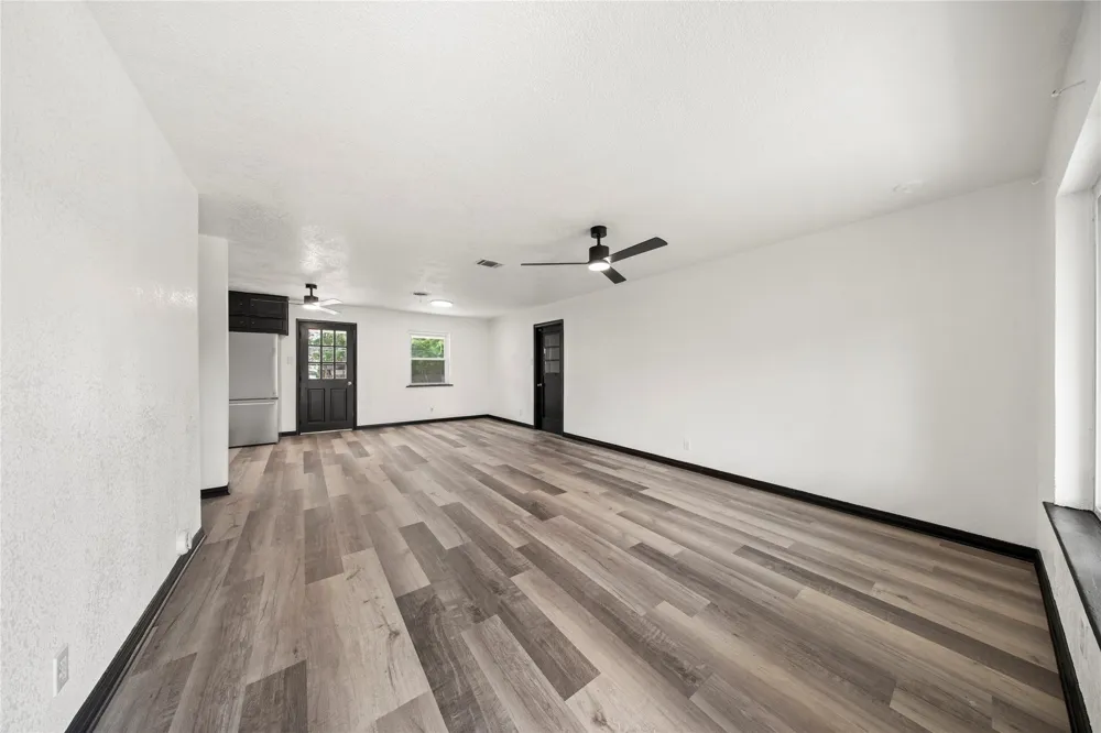 5316 Ammons Haltom City, TX 76117