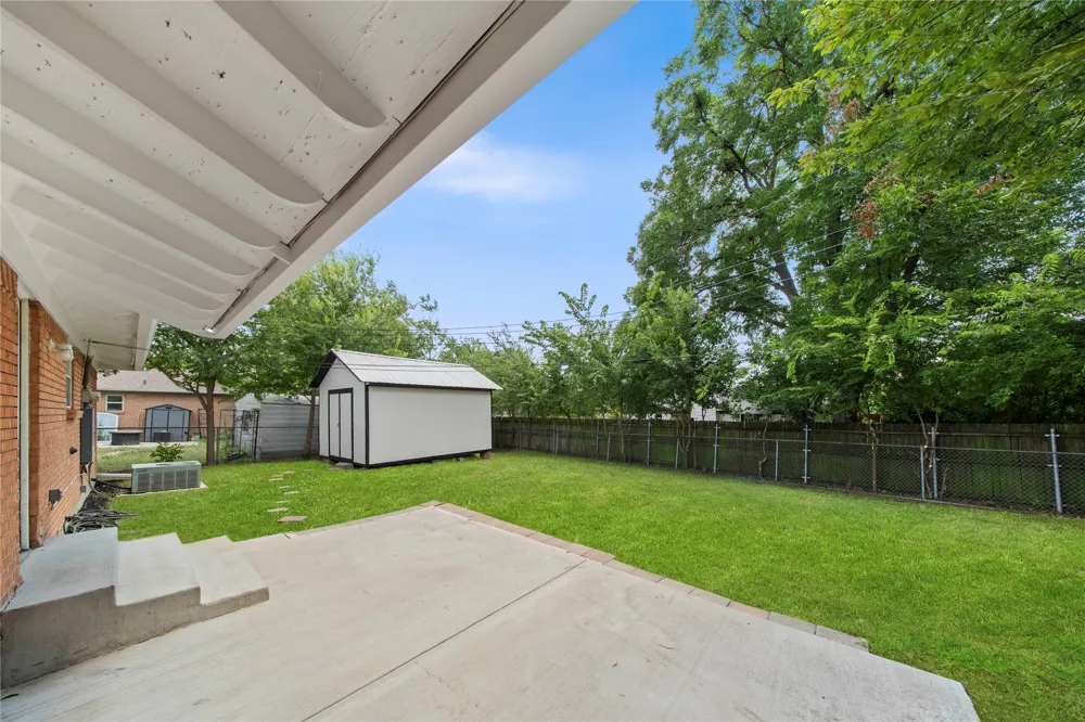 5316 Ammons Haltom City, TX 76117