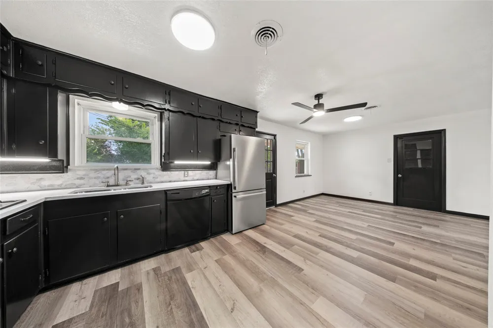 5316 Ammons Haltom City, TX 76117
