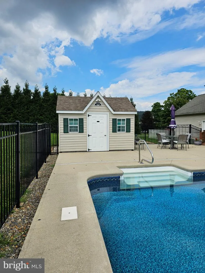 46 MILL DRIVE Tamaqua, PA 18252