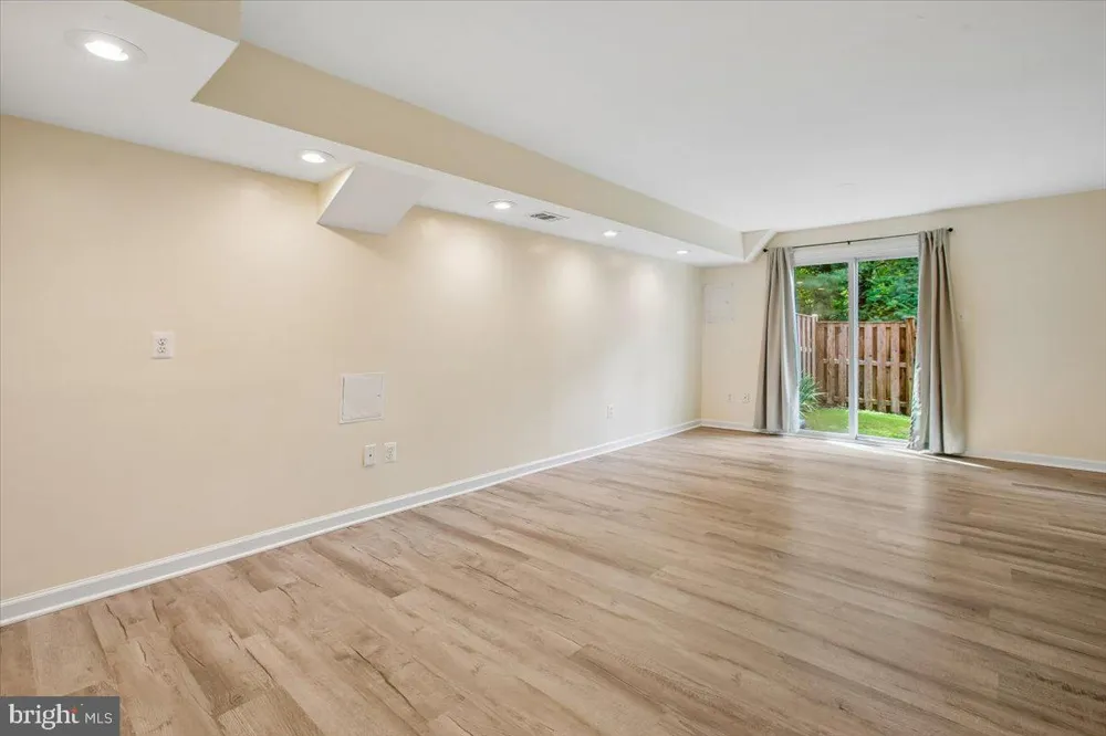 8562 SPRINGFIELD OAKS DRIVE Springfield, VA 22153