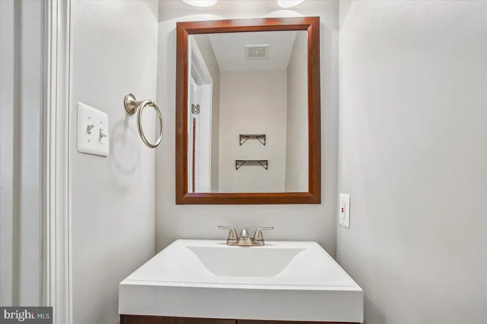 8562 SPRINGFIELD OAKS DRIVE Springfield, VA 22153