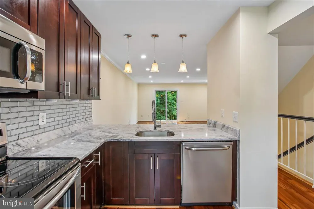 8562 SPRINGFIELD OAKS DRIVE Springfield, VA 22153