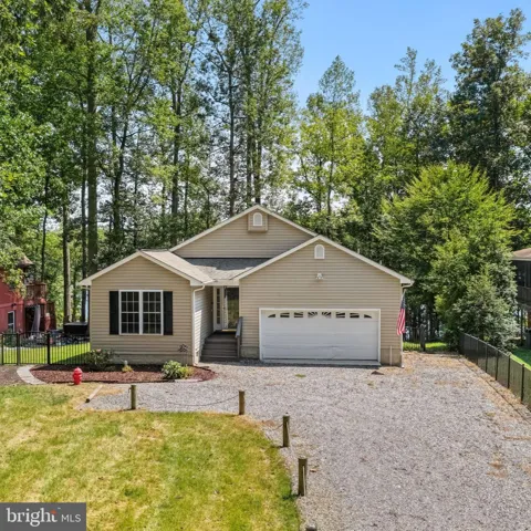 686 LAKE CAROLINE DRIVE