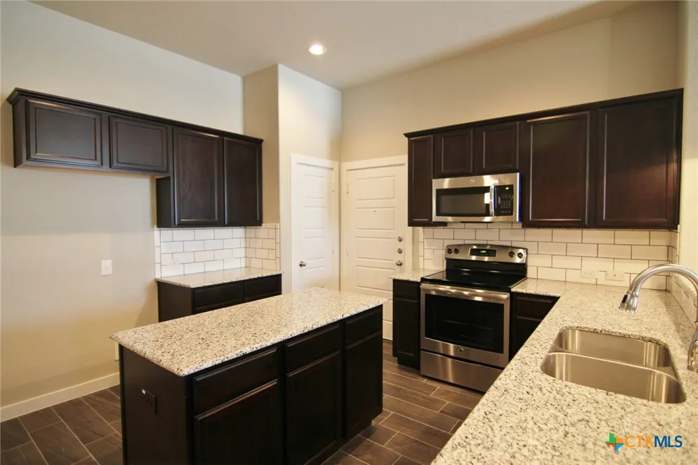 502 Creekside Forest New Braunfels, TX 78130