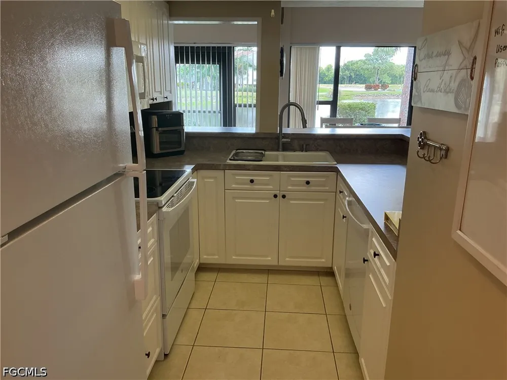 Trailwinds Drive #615 Fort Myers, FL 33907