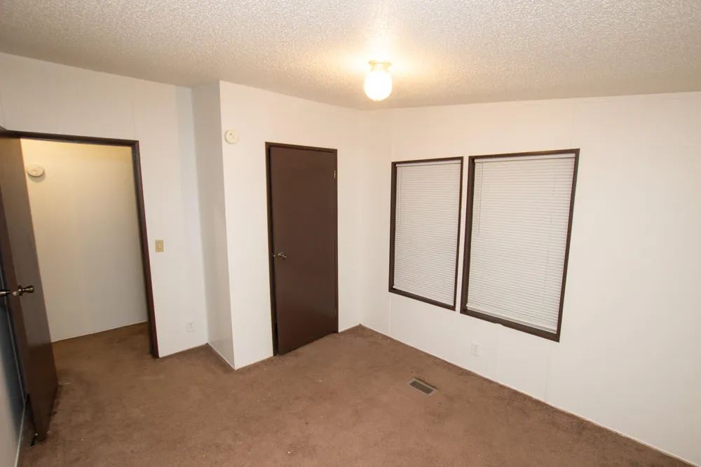318 S East Street Cassopolis, MI 49031