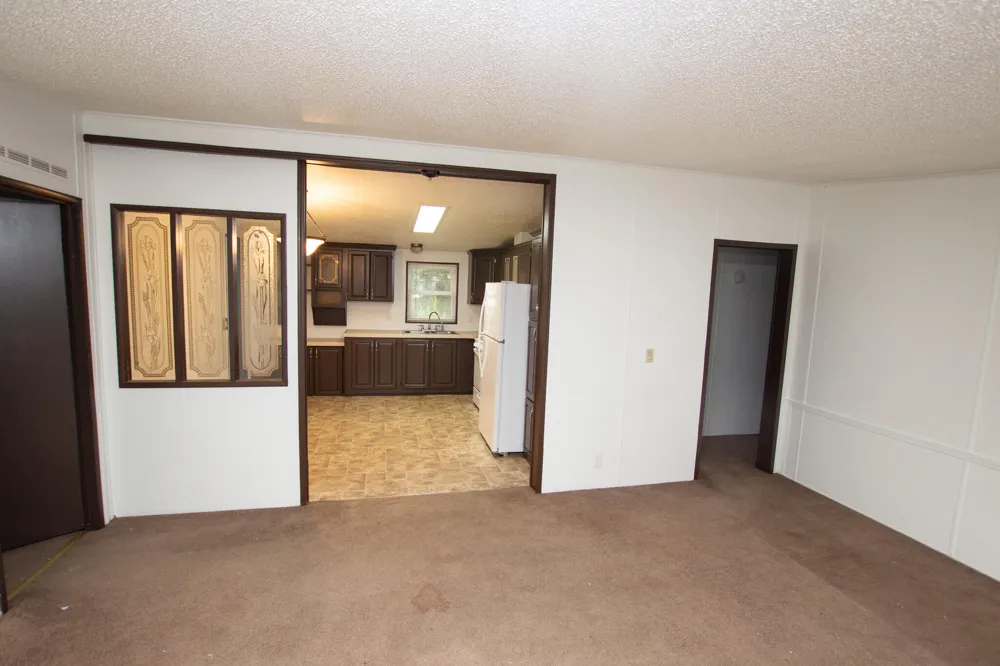 318 S East Street Cassopolis, MI 49031