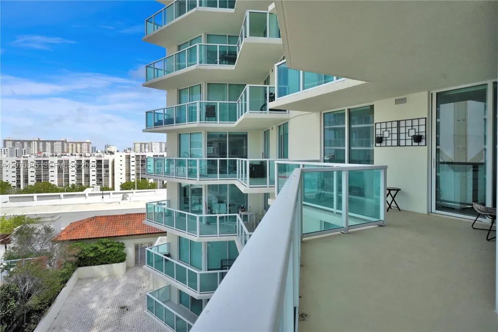 250 Sunny Isles Blvd #3-904 Sunny Isles Beach, FL 33160