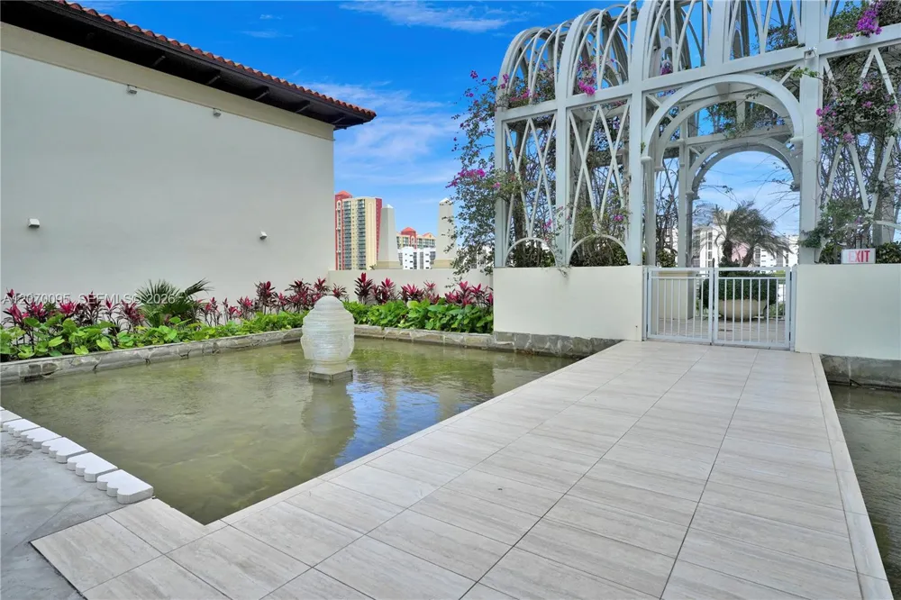 250 Sunny Isles Blvd #3-904 Sunny Isles Beach, FL 33160