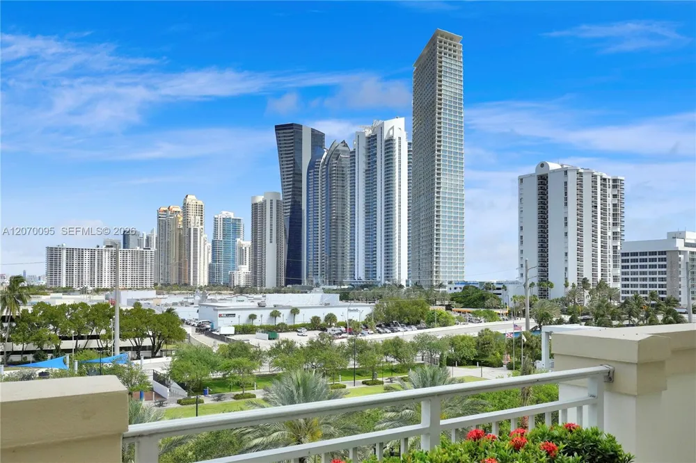 250 Sunny Isles Blvd #3-904 Sunny Isles Beach, FL 33160