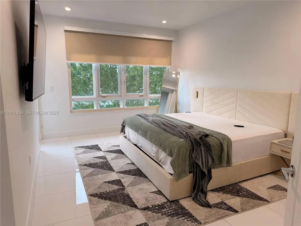 10330 NW 66 ST #10330 Doral, FL 33178