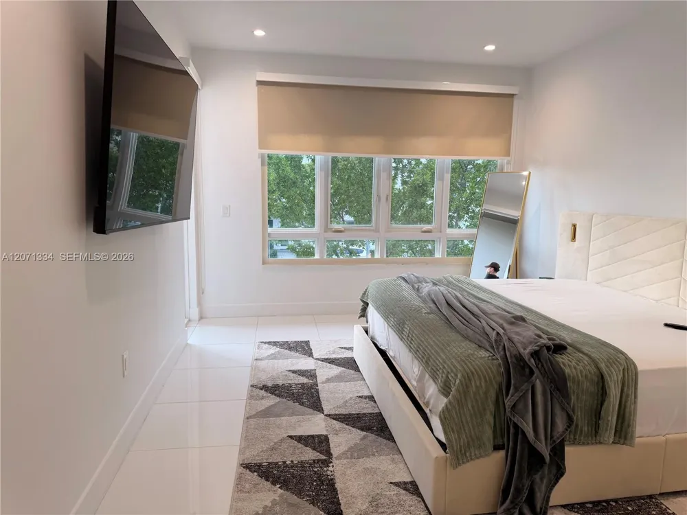 10330 NW 66 ST #10330 Doral, FL 33178