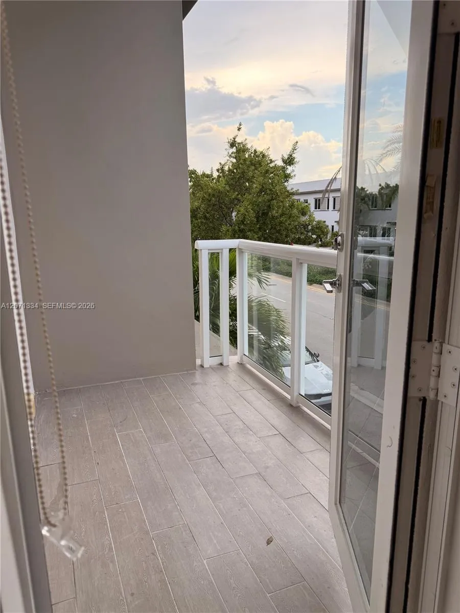 10330 NW 66 ST #10330 Doral, FL 33178