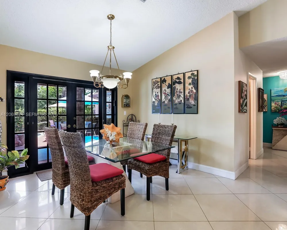 11723 SW 95th Ter Miami, FL 33186