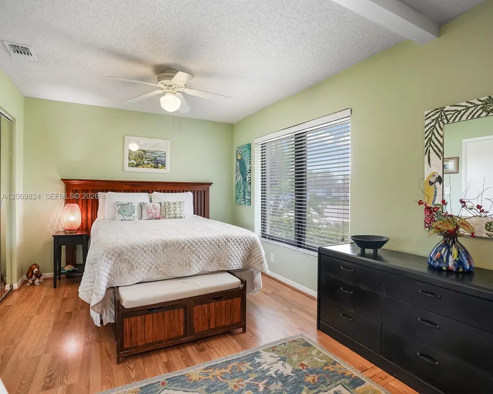 11723 SW 95th Ter Miami, FL 33186