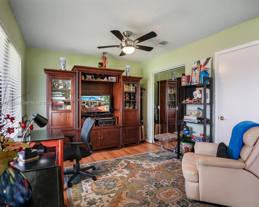 11723 SW 95th Ter Miami, FL 33186