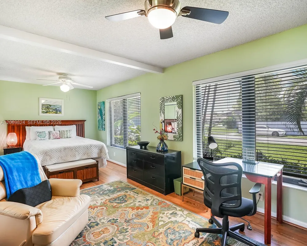 11723 SW 95th Ter Miami, FL 33186