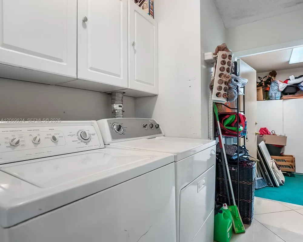 11723 SW 95th Ter Miami, FL 33186