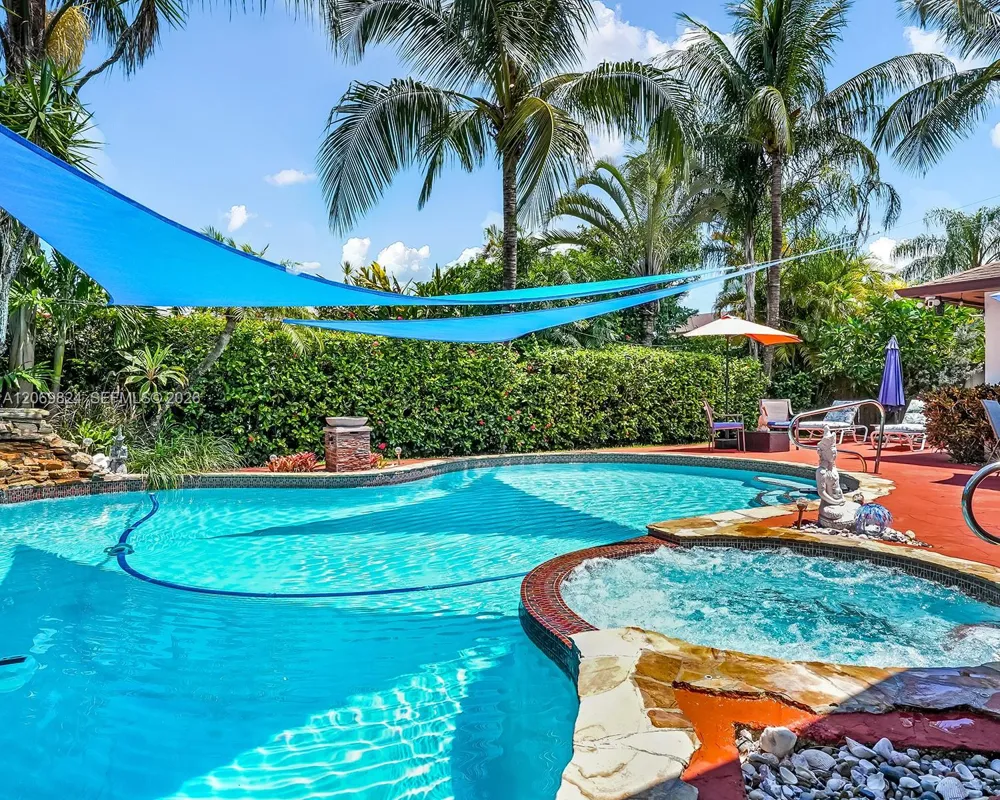 11723 SW 95th Ter Miami, FL 33186