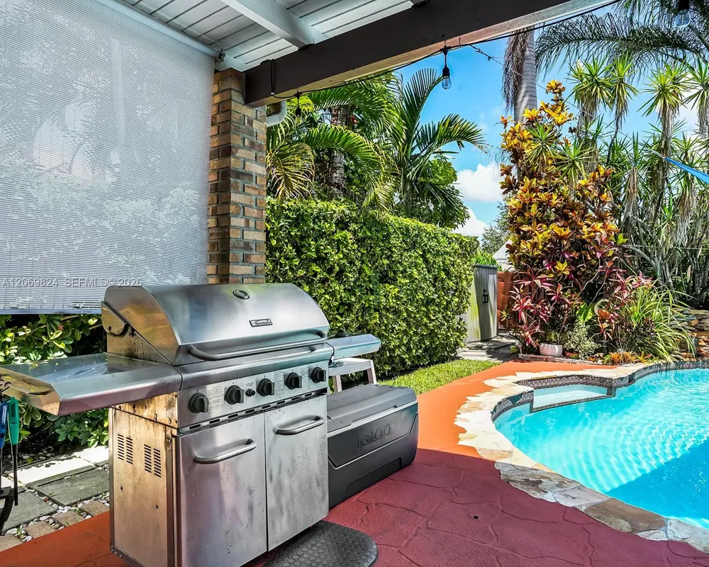 11723 SW 95th Ter Miami, FL 33186