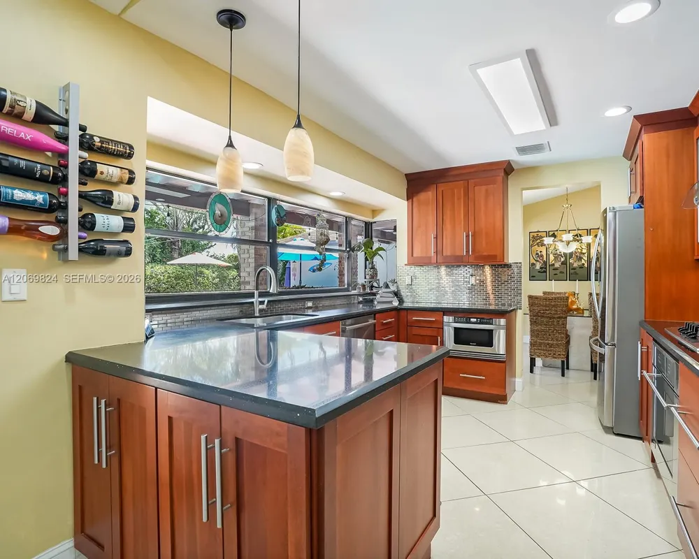 11723 SW 95th Ter Miami, FL 33186