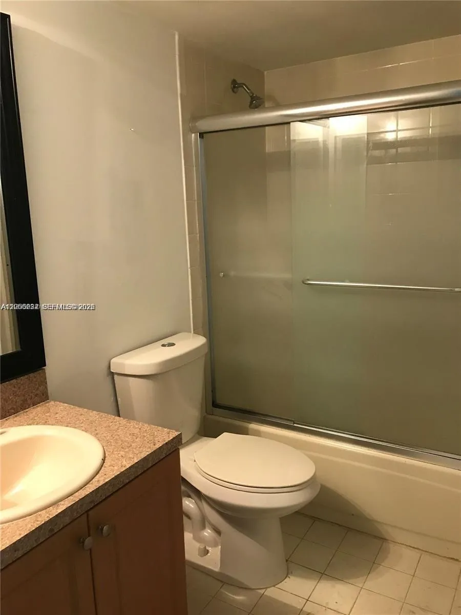 8580 SW 212th St #307 Cutler Bay, FL 33189