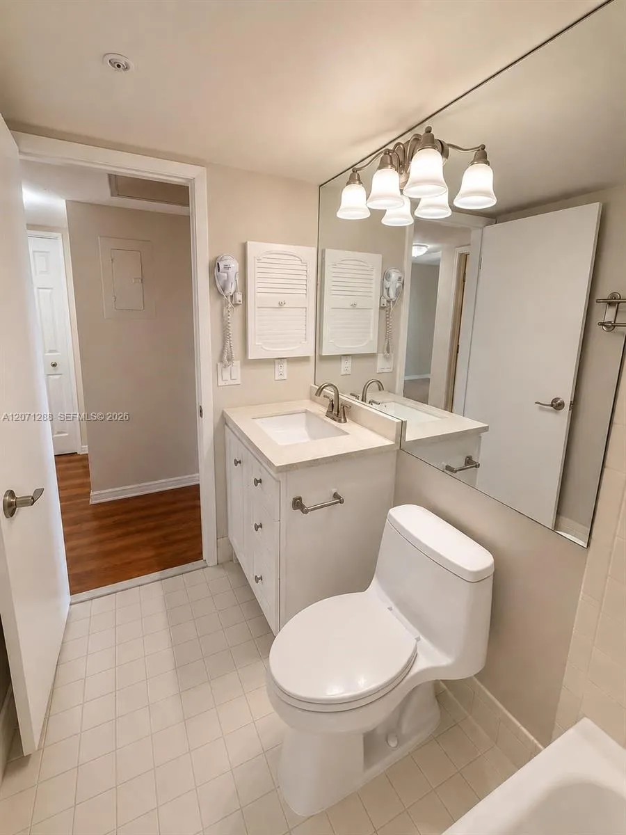 13450 SW 3rd St #404D Pembroke Pines, FL 33027