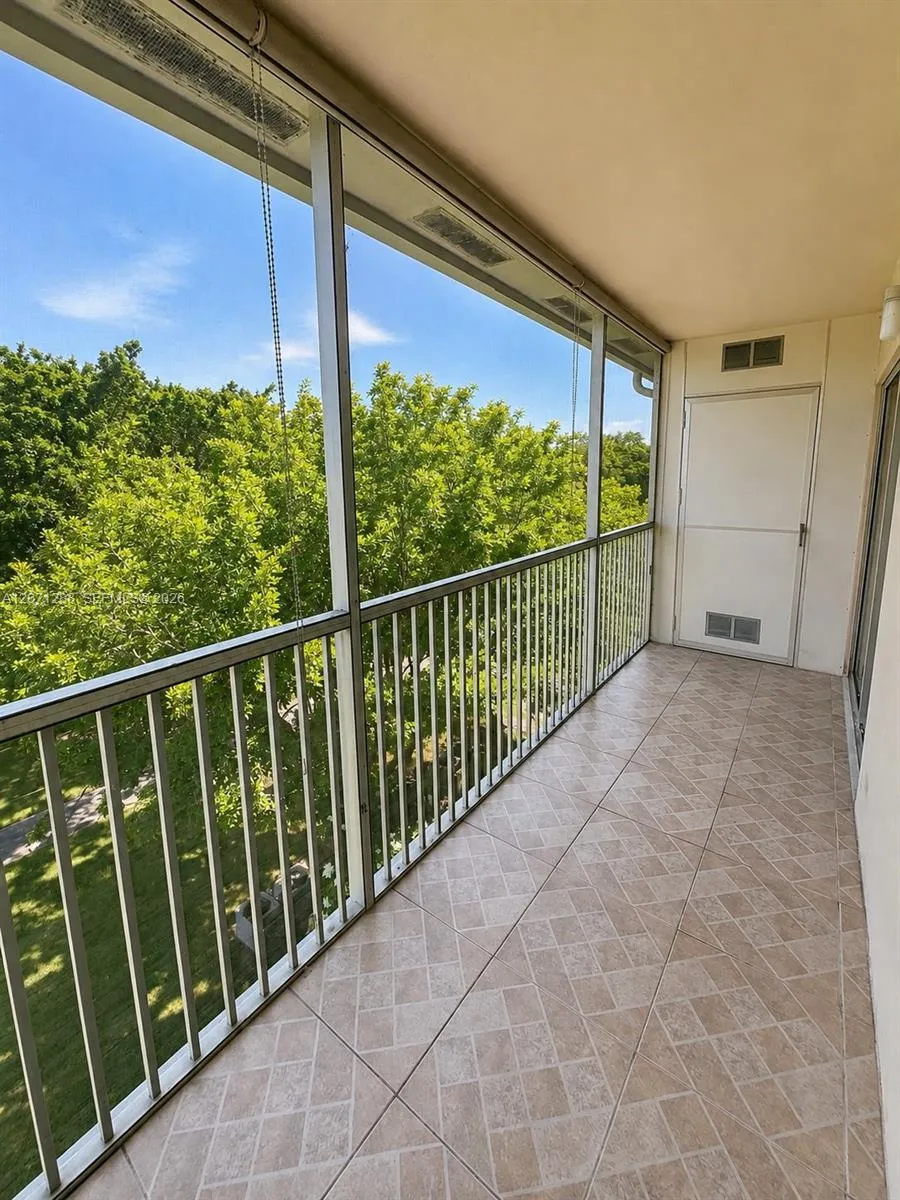 13450 SW 3rd St #404D Pembroke Pines, FL 33027