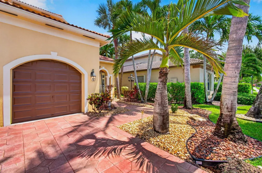 1183 Canyon Way Wellington, FL 33414