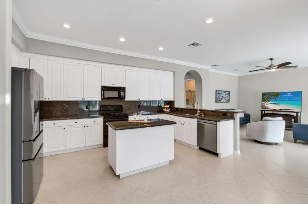1183 Canyon Way Wellington, FL 33414