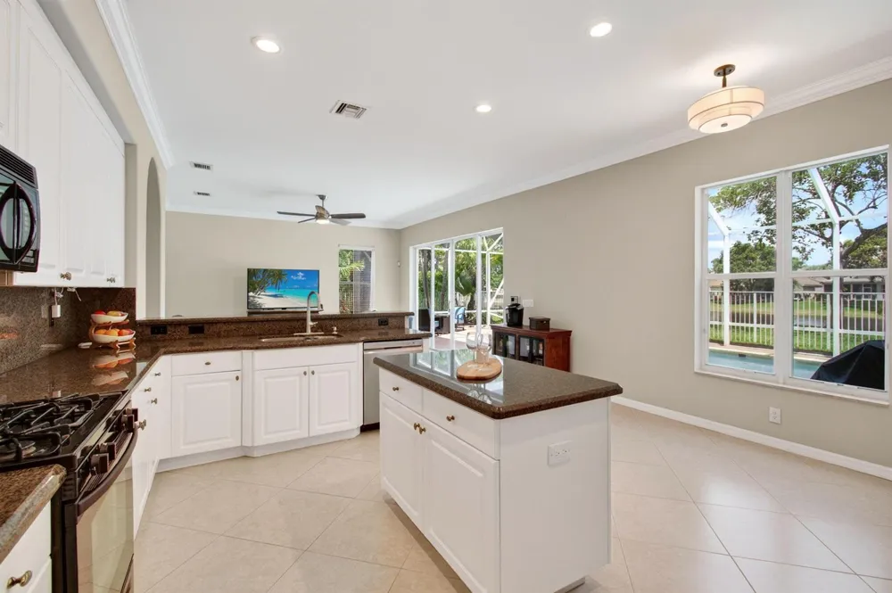 1183 Canyon Way Wellington, FL 33414
