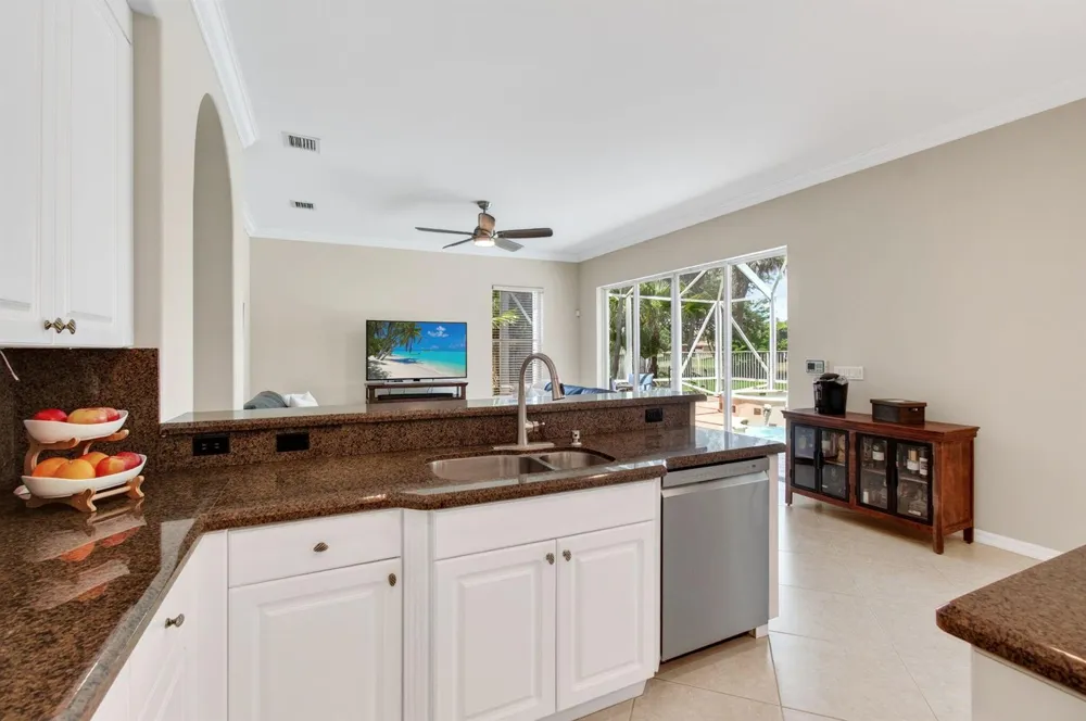1183 Canyon Way Wellington, FL 33414