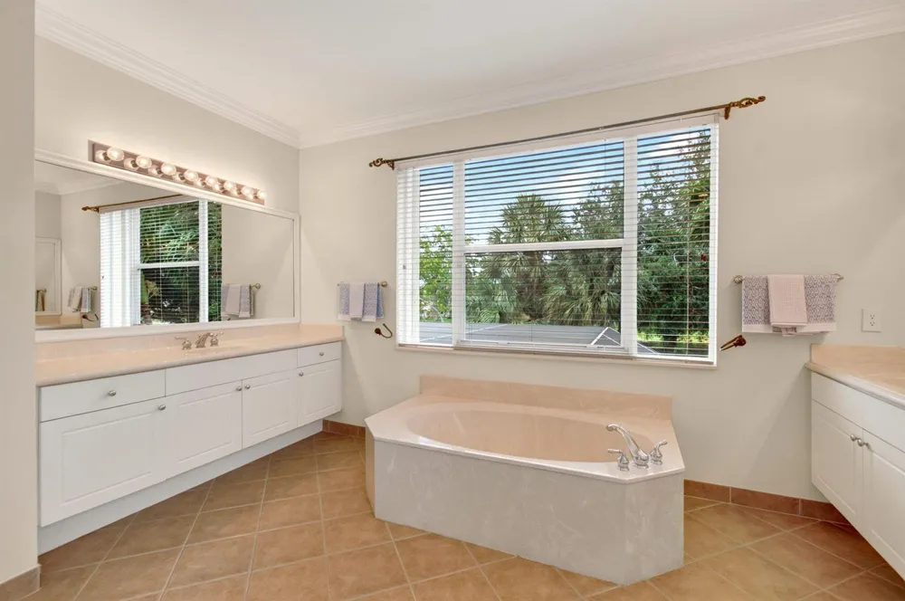 1183 Canyon Way Wellington, FL 33414