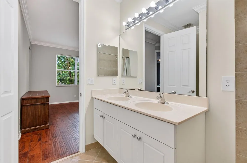 1183 Canyon Way Wellington, FL 33414