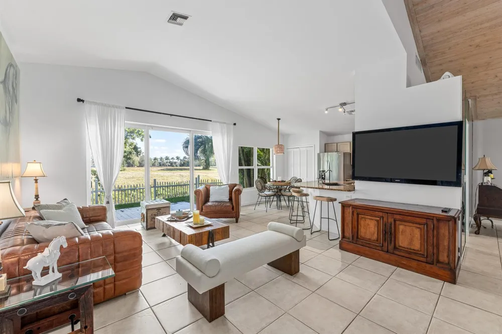 2650 Fairway Cove Court Wellington, FL 33414