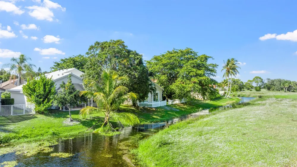 2650 Fairway Cove Court Wellington, FL 33414