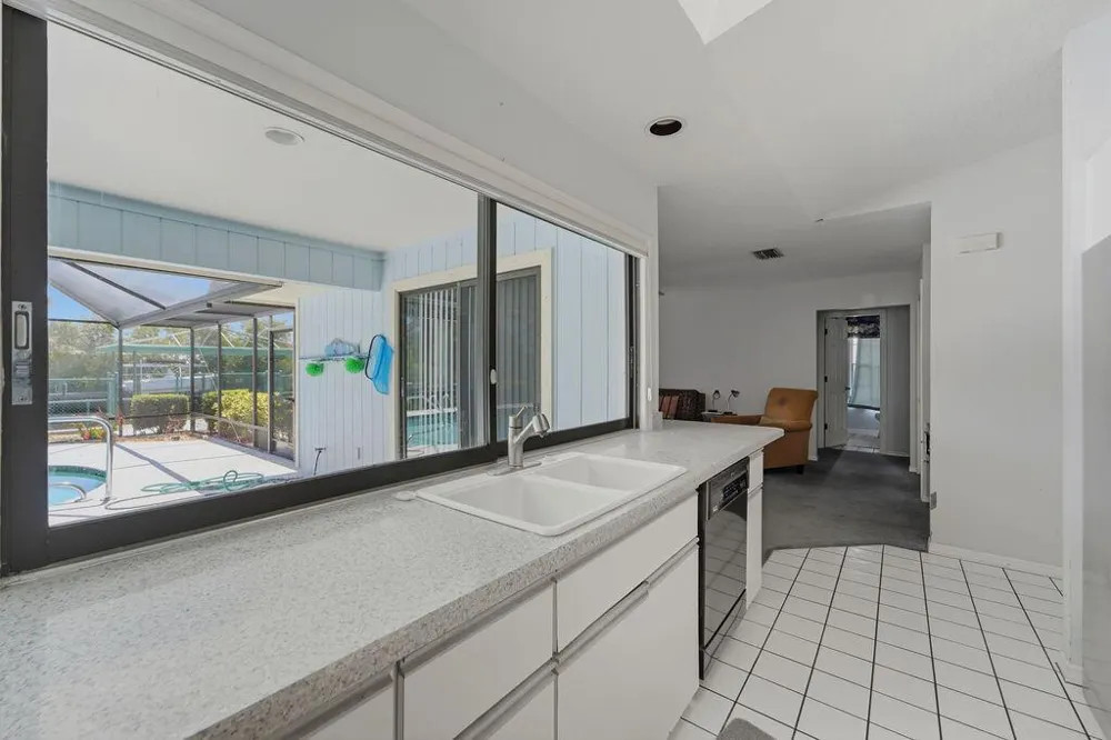 433 12th Street SE Vero Beach, FL 32962