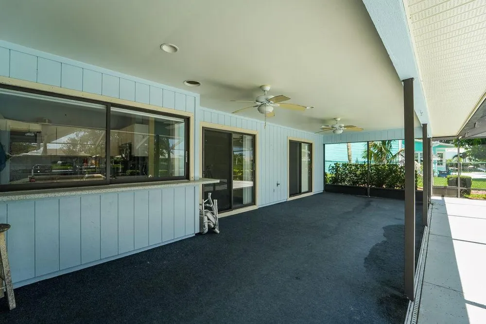 433 12th Street SE Vero Beach, FL 32962