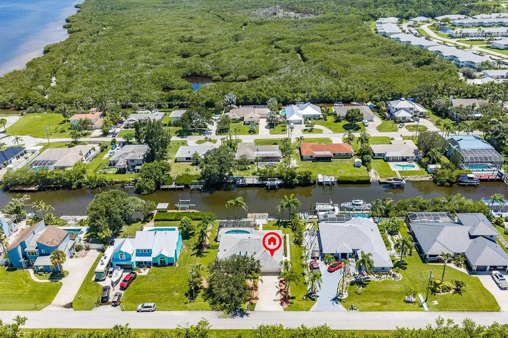 433 12th Street SE Vero Beach, FL 32962
