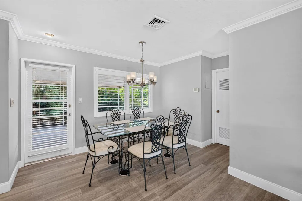 1858 NE 34TH STREET Oakland Park, FL 33306