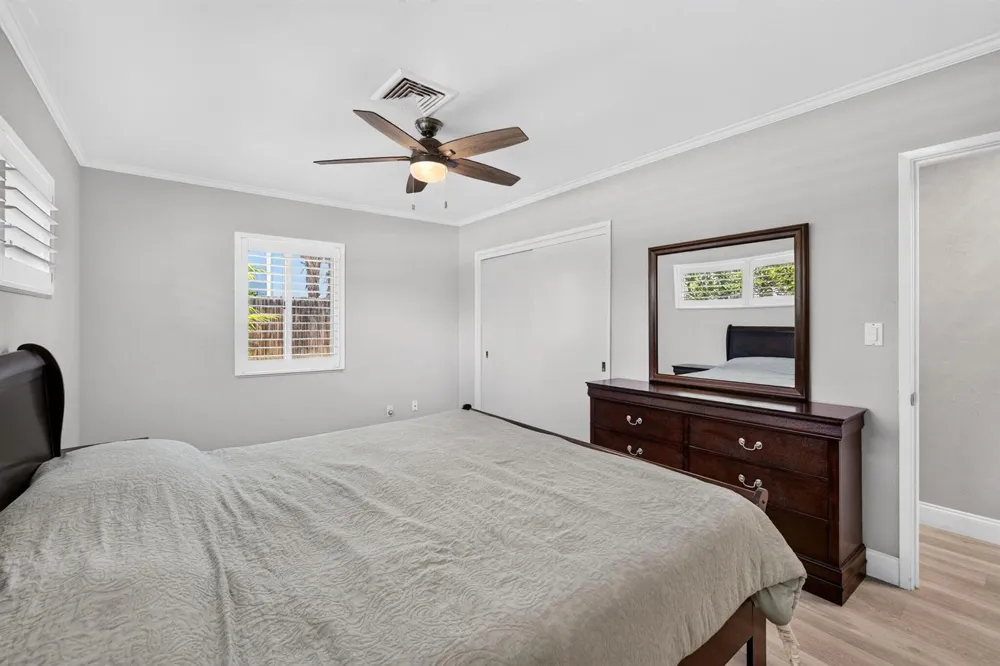 1858 NE 34TH STREET Oakland Park, FL 33306