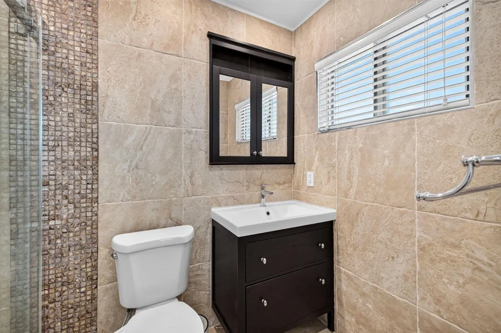 1858 NE 34TH STREET Oakland Park, FL 33306
