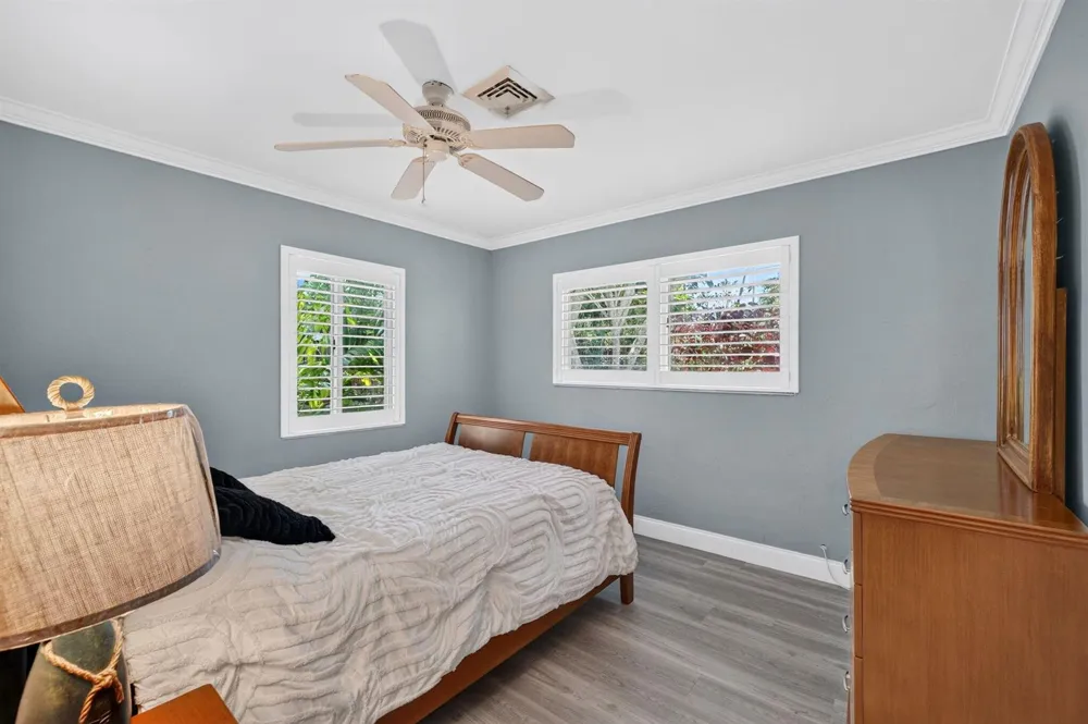 1858 NE 34TH STREET Oakland Park, FL 33306
