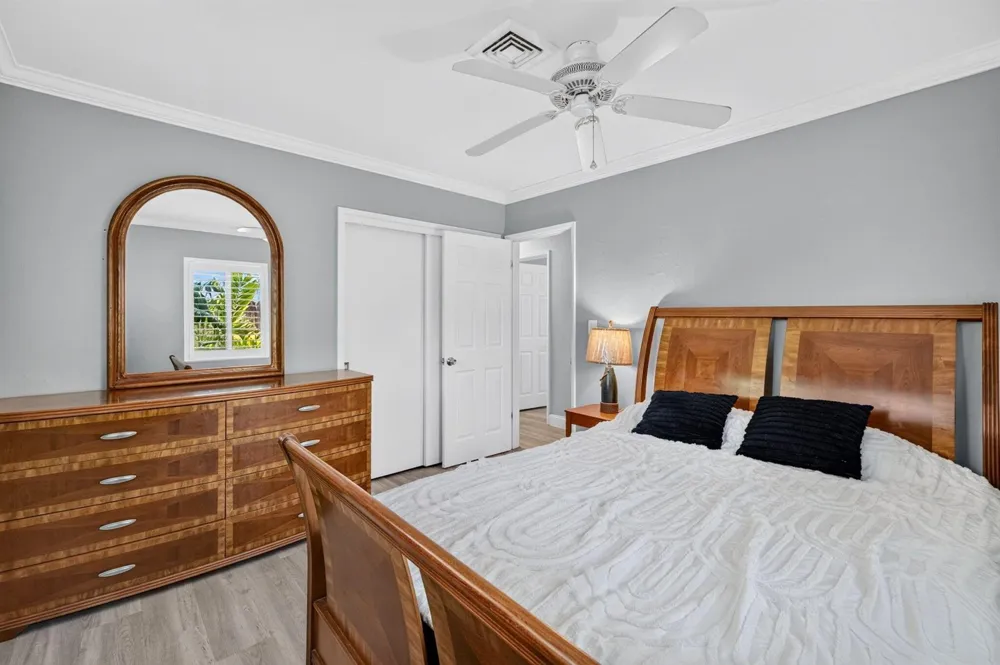 1858 NE 34TH STREET Oakland Park, FL 33306