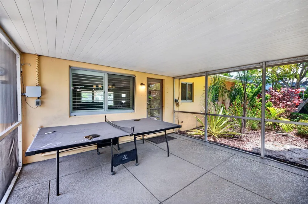 1858 NE 34TH STREET Oakland Park, FL 33306