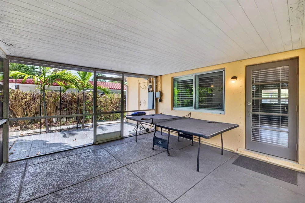1858 NE 34TH STREET Oakland Park, FL 33306