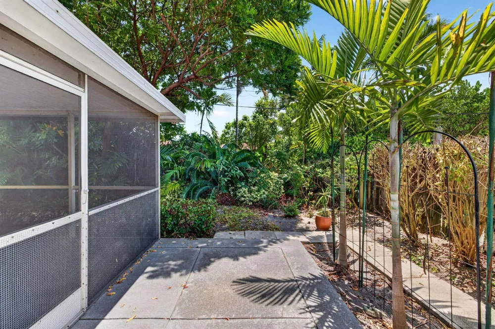 1858 NE 34TH STREET Oakland Park, FL 33306