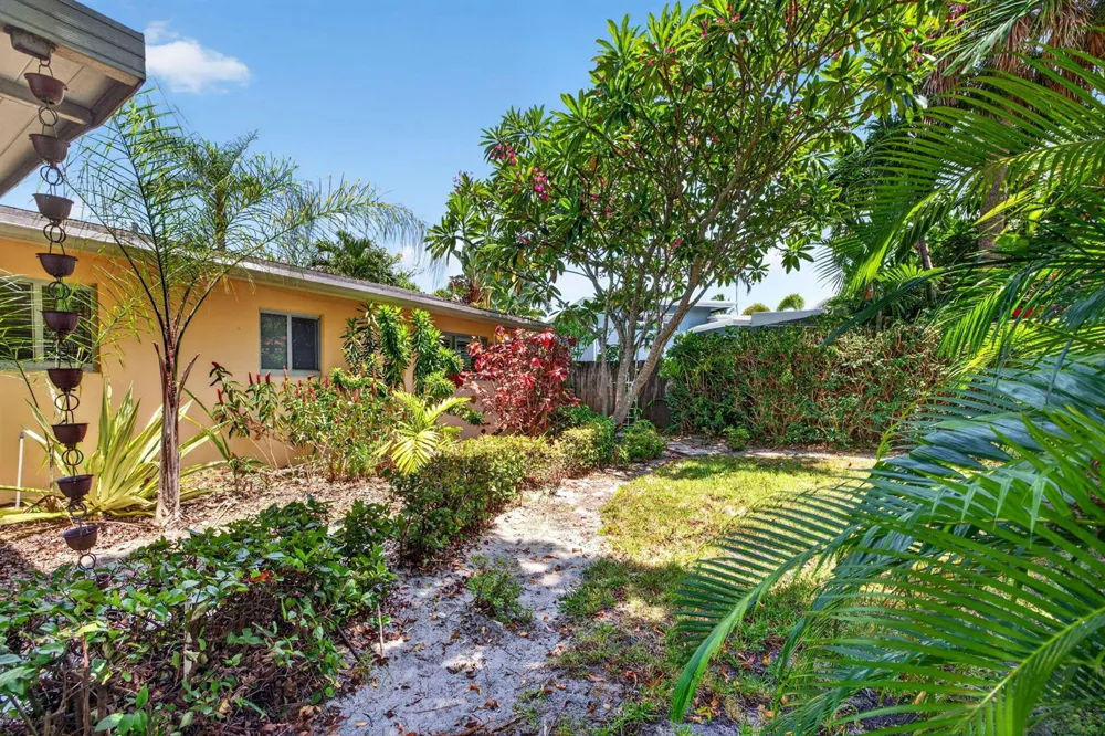 1858 NE 34TH STREET Oakland Park, FL 33306