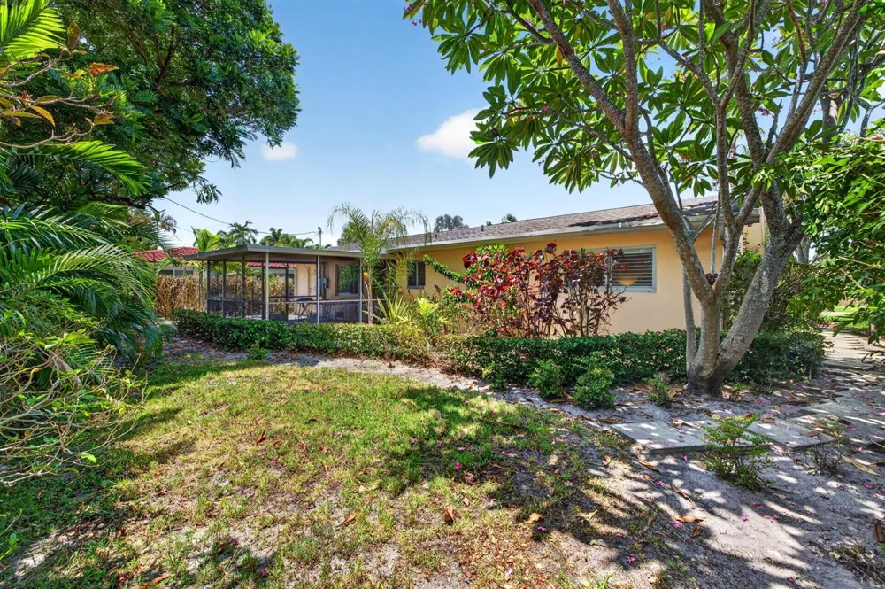 1858 NE 34TH STREET Oakland Park, FL 33306